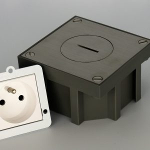 ARPI64CI - Kit prise de sol encastrée carré 2P+T - inox brossé - IP64 - IK10 - AR6161301